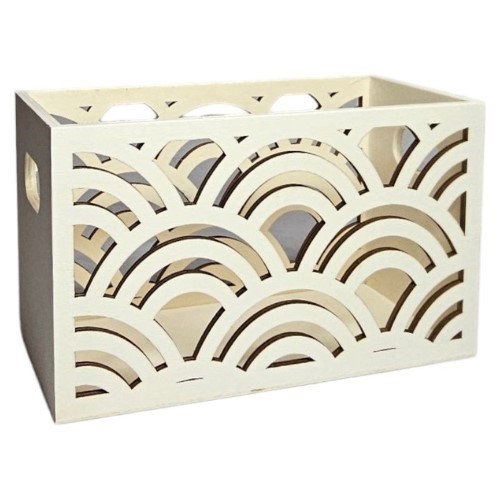 Caixa Retangular em Madeira com Padrão Recortado 18x10x11cm