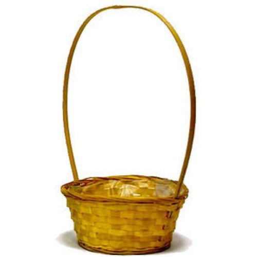 Cesto grande redondo com asa alta em tom natural, ideal para arranjos florais e decoração