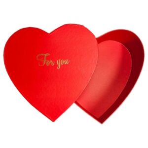 Caixa vermelha em cartão em formato de coração com tampa e interior espaçoso