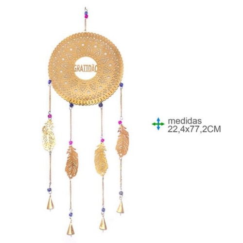 Espanta Espíritos em metal com design delicado e a palavra Gratidão ao centro