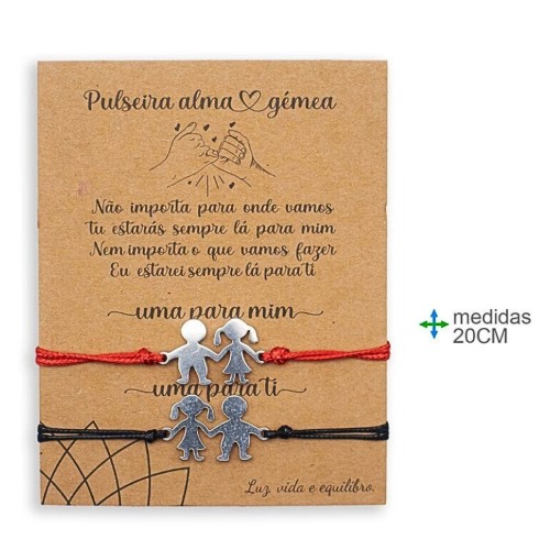 Dupla de pulseiras Alma Gémea com cordões vermelho e preto e pendentes em forma de casal