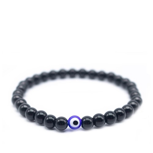Pulseira com pedras semipreciosas pretas redondas e um amuleto central do Olho Turco