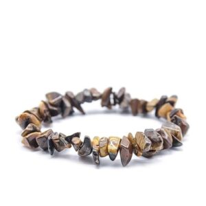 Pulseira de pedras chip Olho de Tigre em tons castanhos e dourados, com acabamento natural.