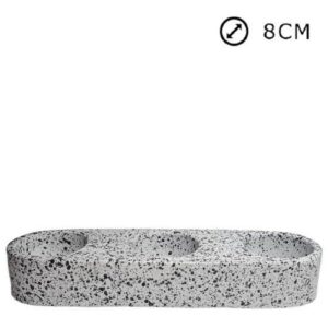 Suporte triplo em cerâmica branco com detalhes pretos para três círios com diâmetro de 8 cm