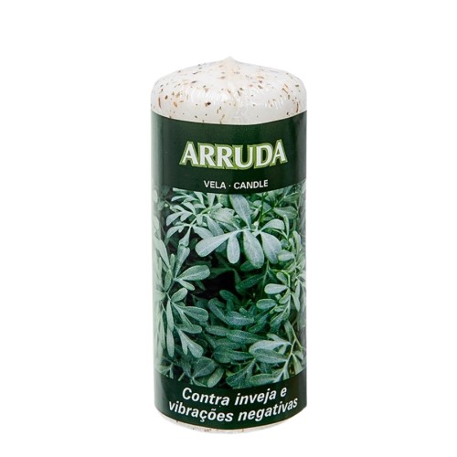 Vela ritual em tons verdes com símbolo AUM, decorada com folhas de arruda