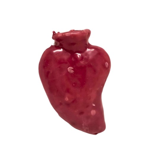 Vela em forma de coração vermelho