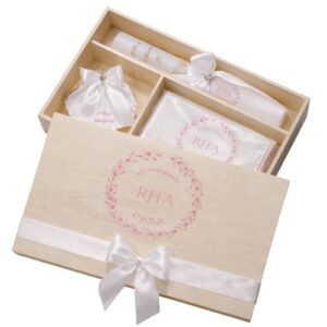 Kit / Conjunto Batismo (Vela Redonda Decorada, Toalha e Concha) - Branco